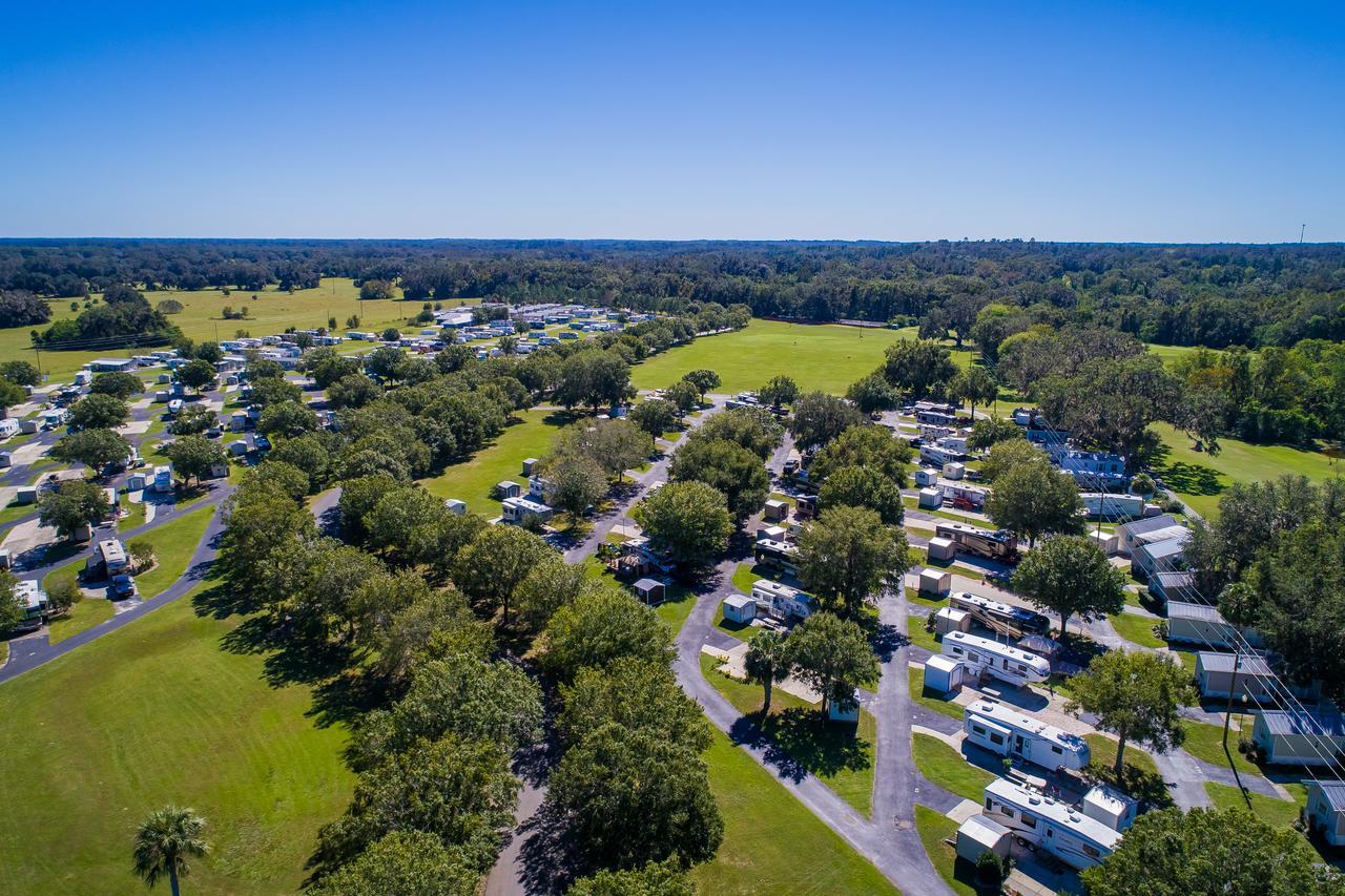 Grand Lake Golf And Rv Resort Orange Lake Exterior photo